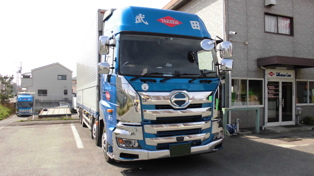 大型車アルミウイング