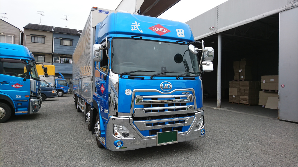 大型車アルミウイング